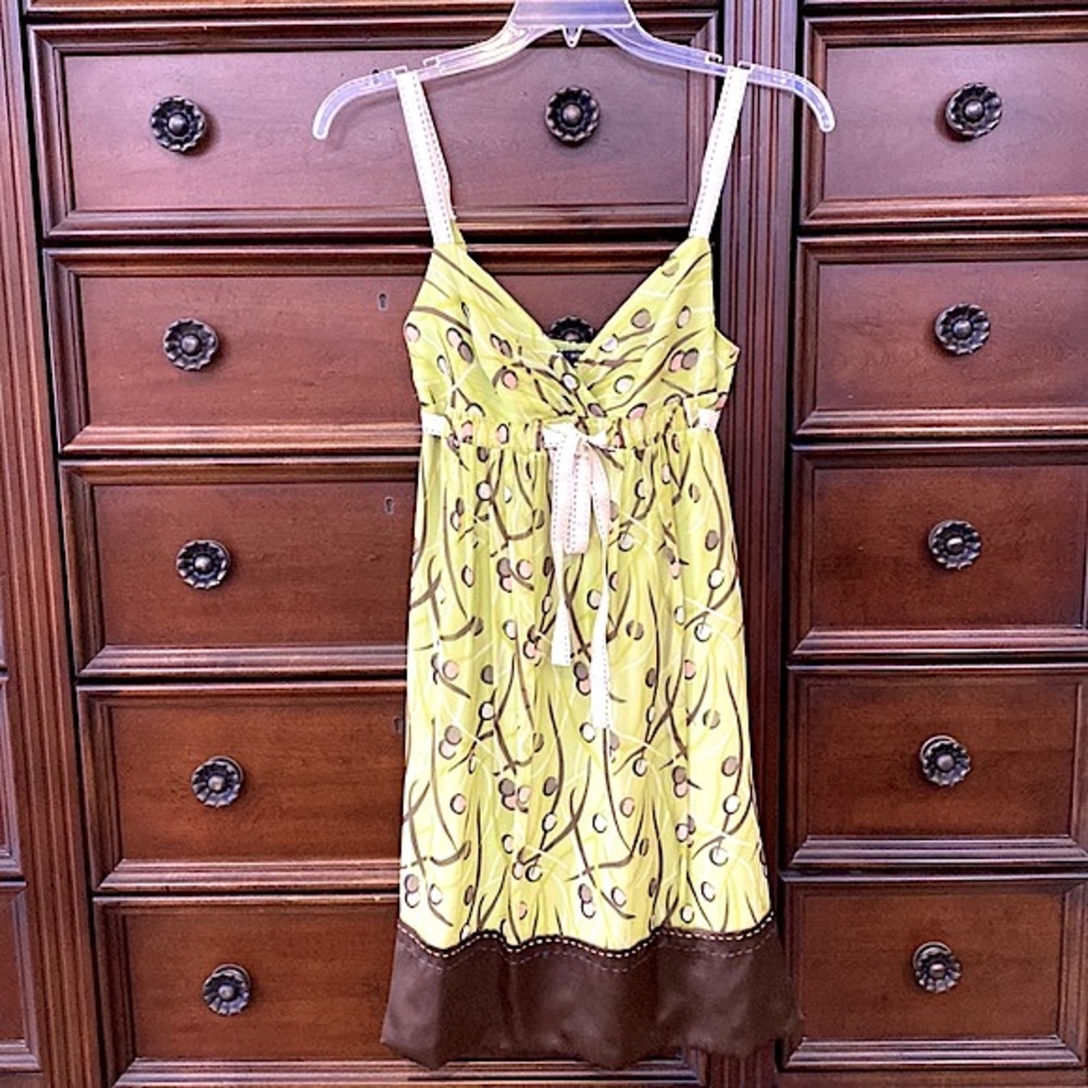 🌼BCBGMAXAZRIA 90s Empire Waist Silk Chiffon Babydoll Green & Brown Dress Size 6